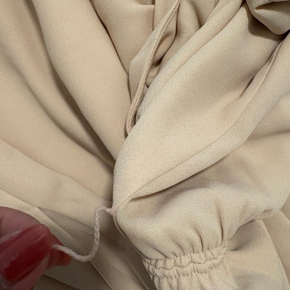 Babaton Soft Pink Sleeveless V-Neck Wide-Leg Jumpsuit - Picture 4 of 7